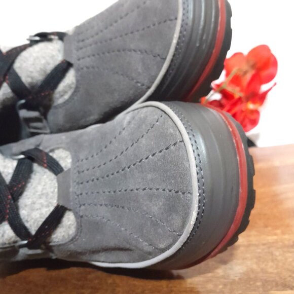 Sorel Tall Gray Faux Fur Lined Lace Up Snow Boots Women's 12 EU43 - Picture 4 of 11